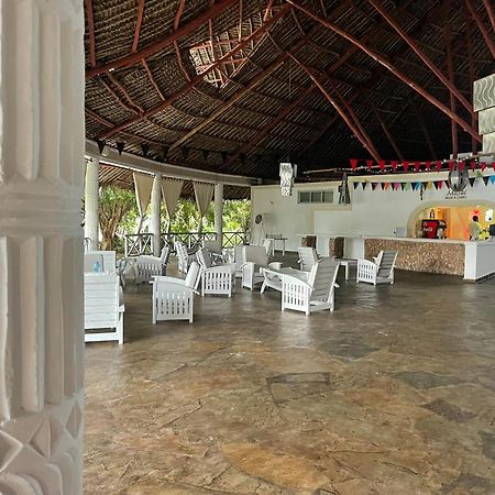 Twiga Beach Resort Watamu Esterno foto