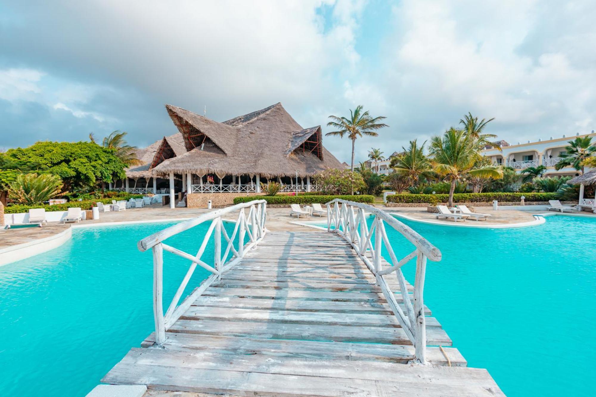 Twiga Beach Resort Watamu Esterno foto